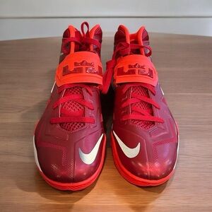 Brand new Nikes, LeBron James zoom TB VII - Size 12